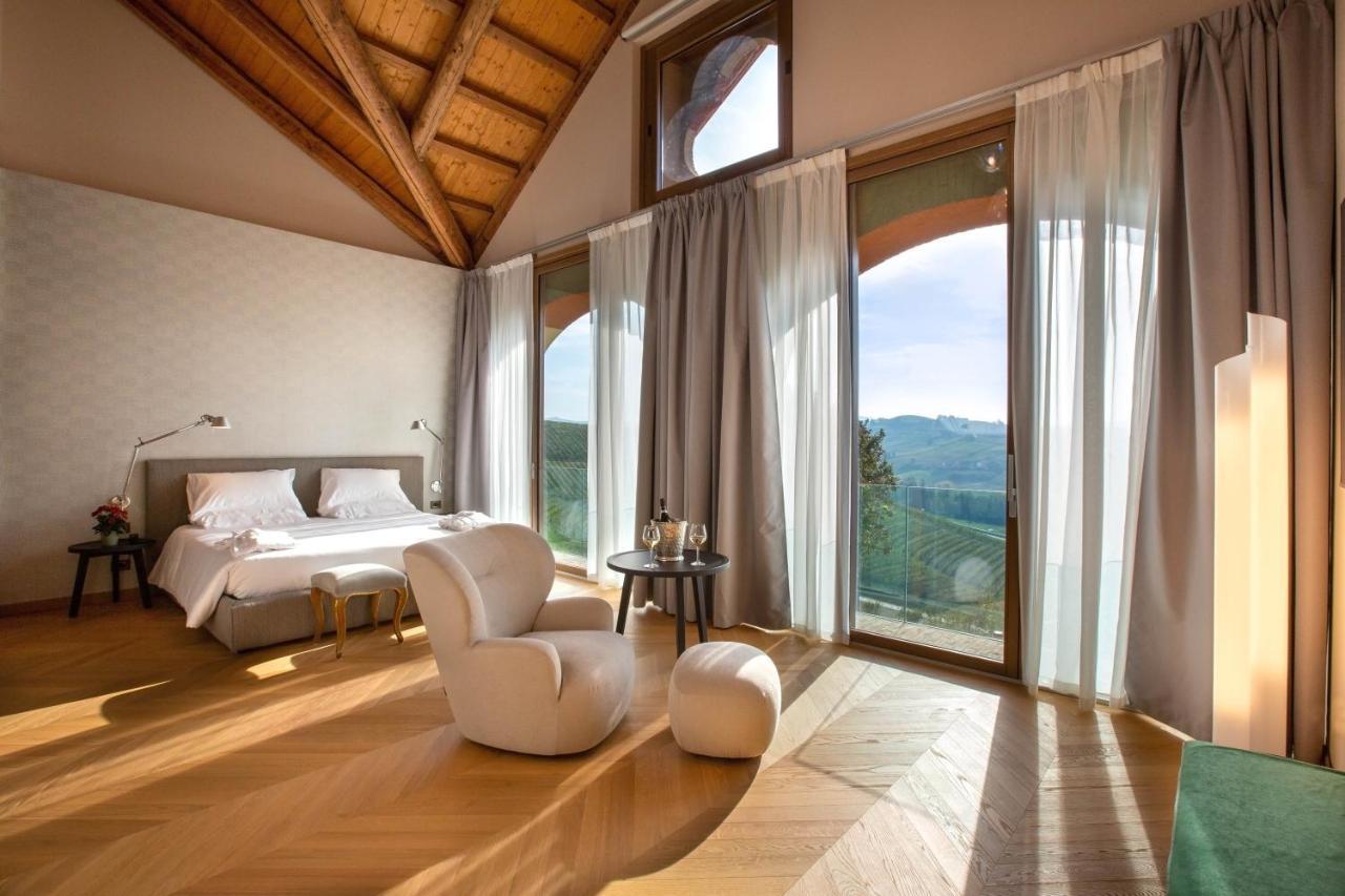 Villaggio Narrante - Cascina Galarej แซร์ราลุงกา ดัลบา ภายนอก รูปภาพ